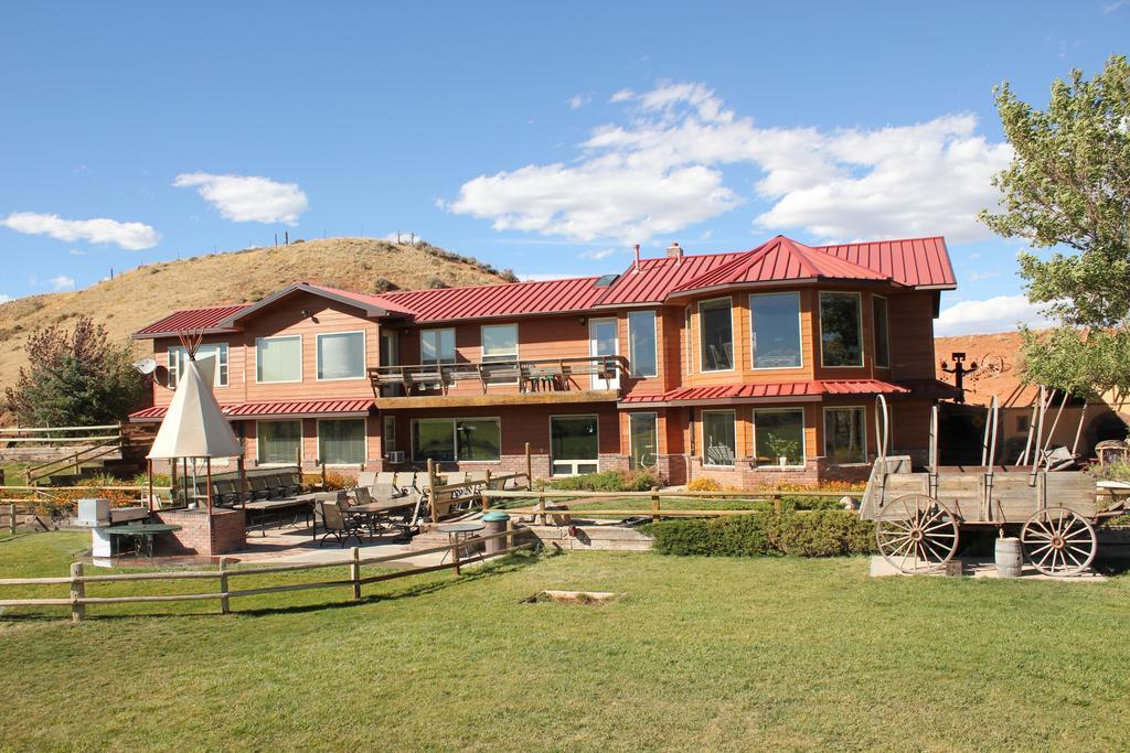 K3 Guest Ranch Hotel Cody Exterior photo